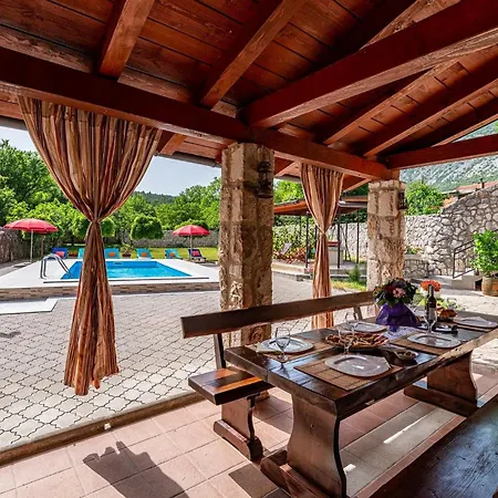 Castra Holiday home *