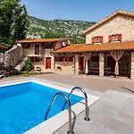 Сasa de vacaciones Castra