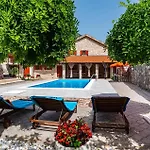 Castra Сasa de vacaciones