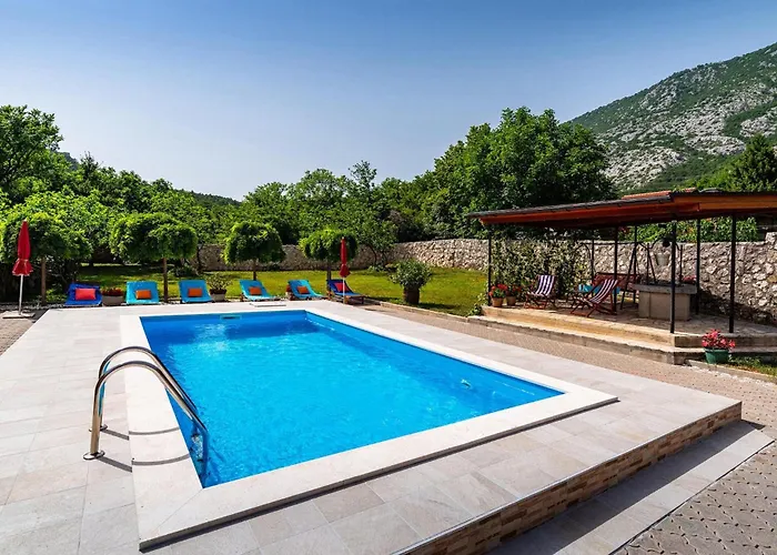 Castra Hébergement de vacances