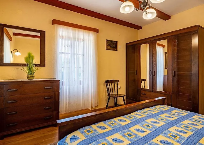 Hébergement de vacances Castra *